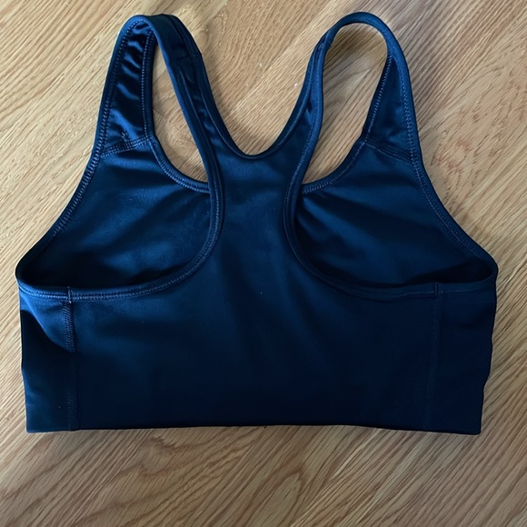 NIKE sports bra - Picture 2 of 4